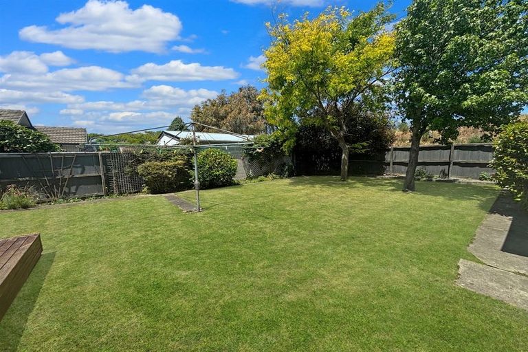 Photo of property in 33 Boston Avenue, Hornby, Christchurch, 8042