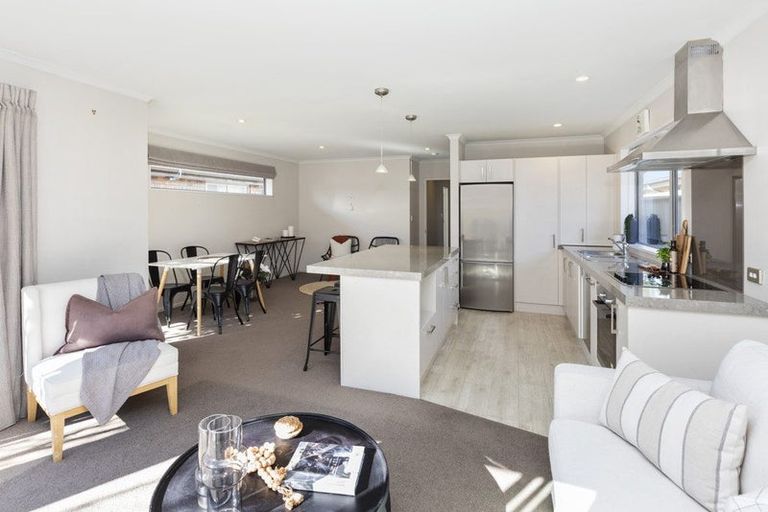 Photo of property in 14 Venerable Terrace, Yaldhurst, Christchurch, 8042