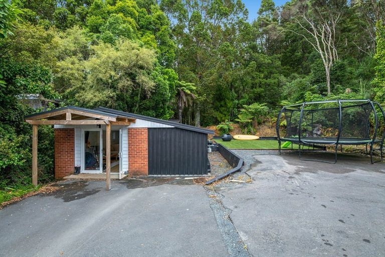 Photo of property in 6 Lancelot Road, Orewa, 0931