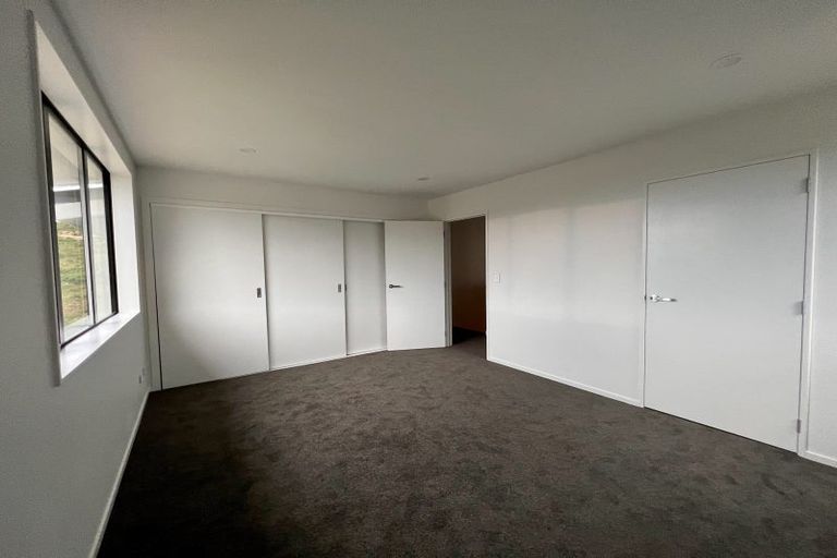 Photo of property in 14 Bee Lane, Whitby, Porirua, 5024