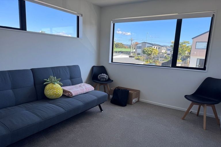 Photo of property in 19/12 Arney Road, Ranui, Auckland, 0612