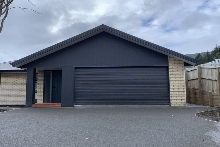 Photo of property in 109b Milton Terrace, Picton, 7220