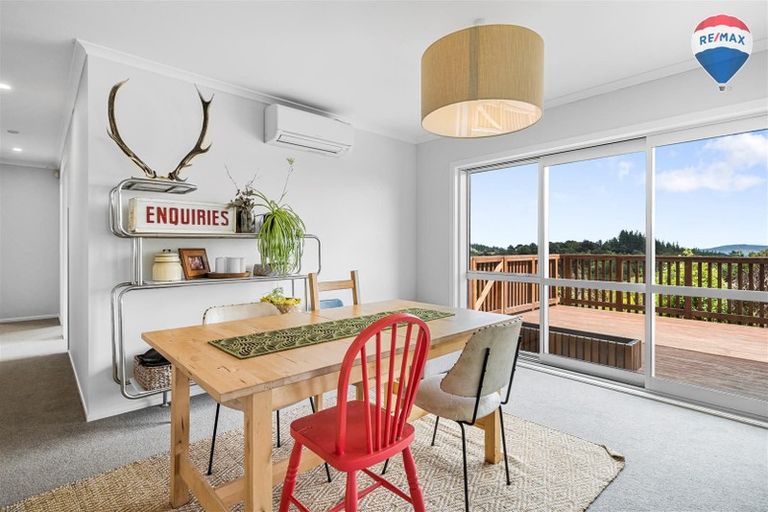 Photo of property in 111 Avro Road, Blue Mountains, Upper Hutt, 5371