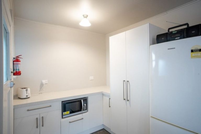 Photo of property in 16 Thames Street, Roslyn, Palmerston North, 4414