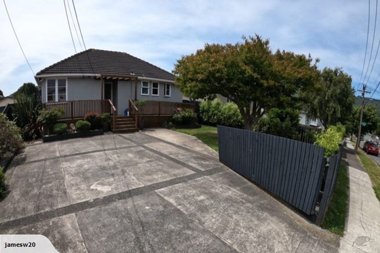 Photo of property in 5 Butler Street, Naenae, Lower Hutt, 5011