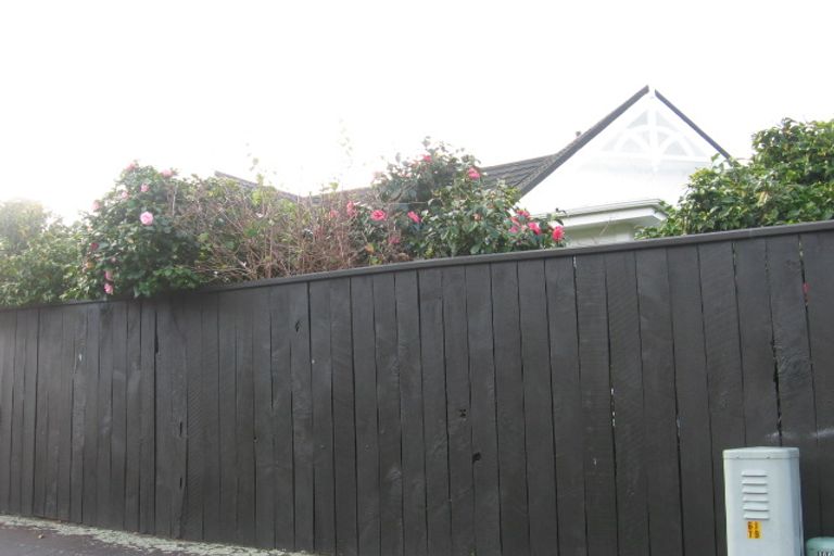 Photo of property in 6 Bellevue Road, Woburn, Lower Hutt, 5010
