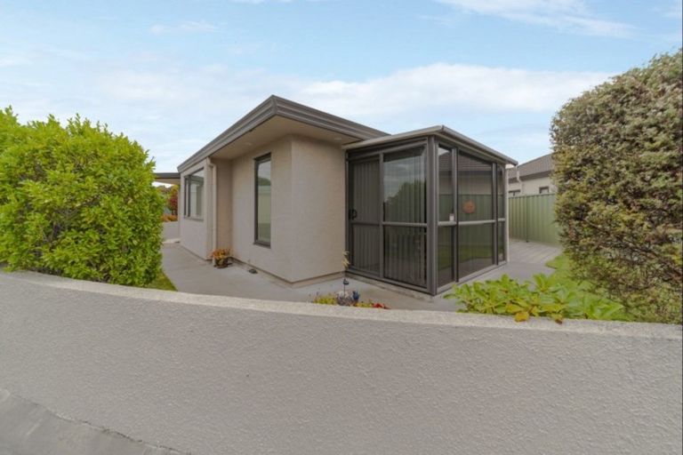 Photo of property in 58g Guppy Road, Greenmeadows, Napier, 4112