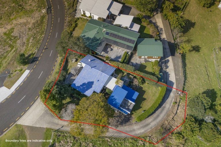 Photo of property in 93 Grange Road, Hahei, Whitianga, 3591