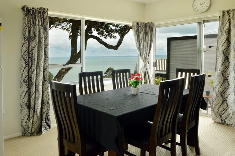 Photo of property in 42 Lynbrooke Avenue, Blockhouse Bay, Auckland, 0600