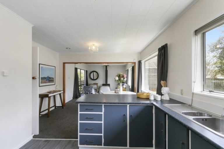 Photo of property in 4 Bexley Grove, Wainuiomata, Lower Hutt, 5014