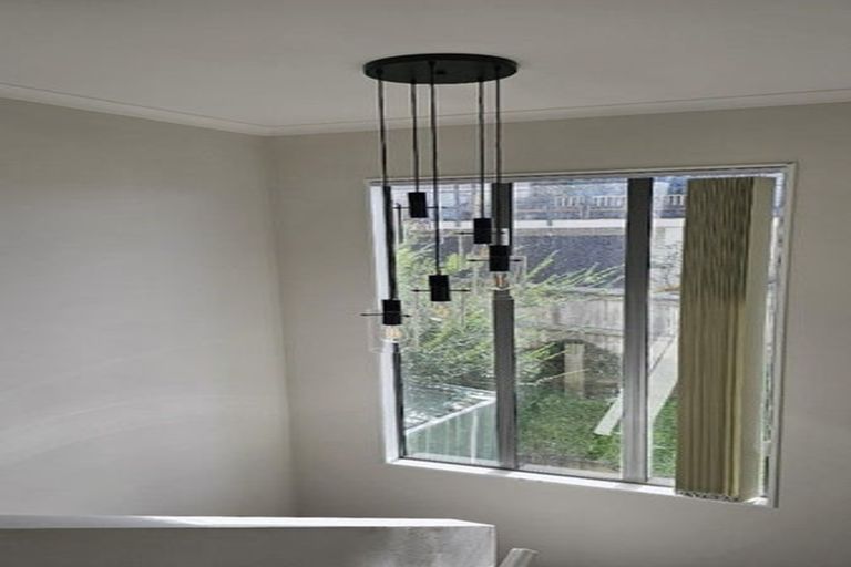 Photo of property in 283a Don Buck Road, Massey, Auckland, 0614