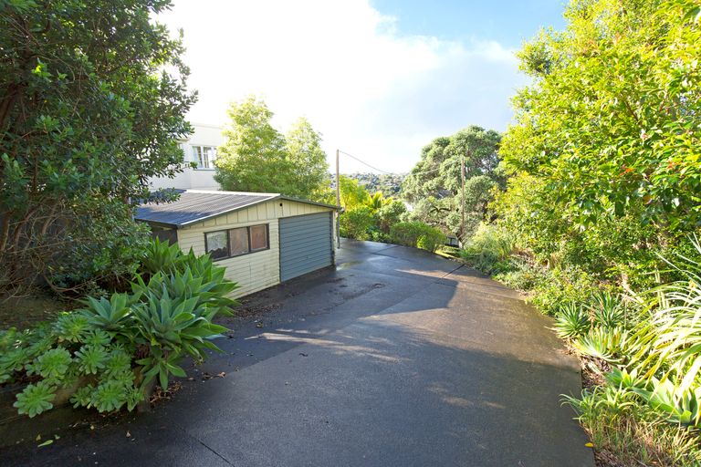 Photo of property in 11 Kauri Road, Stanmore Bay, Whangaparaoa, 0932