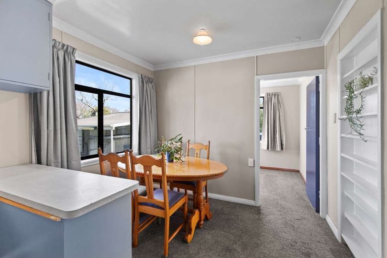 Photo of property in 32 Gloucester Street, Takaro, Palmerston North, 4412
