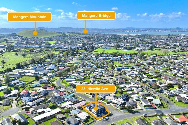 Photo of property in 2d Convair Crescent, Mangere, Auckland, 2022