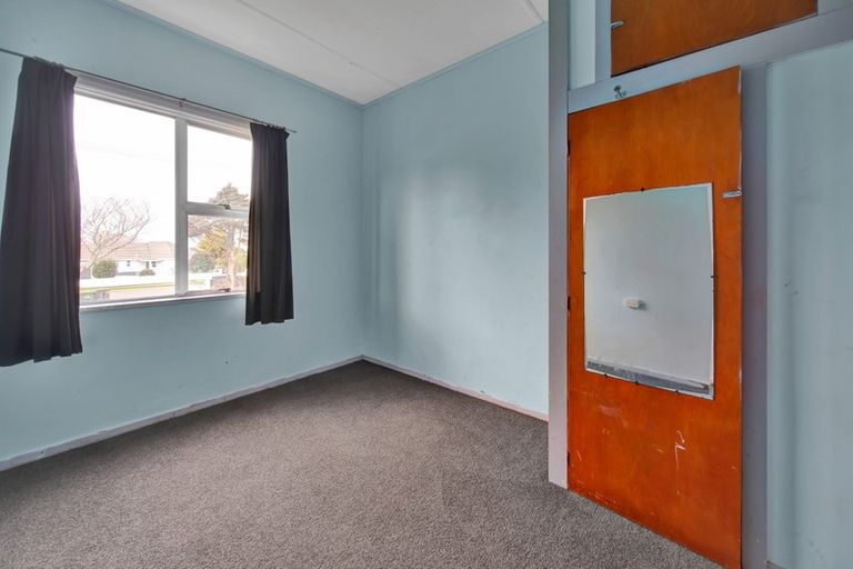 Photo of property in 12 Clive Street, Hawera, 4610