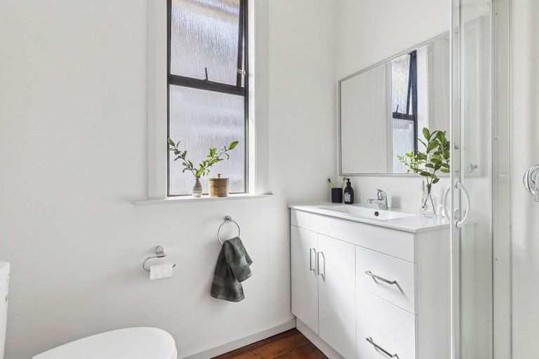 Photo of property in 59 Rotherham Terrace, Miramar, Wellington, 6022