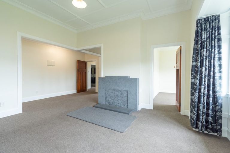 Photo of property in 24 Aroha Street, Takaro, Palmerston North, 4410