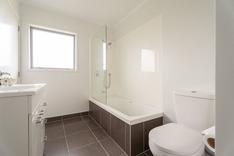 Photo of property in 4 Melksham Drive, Churton Park, Wellington, 6037