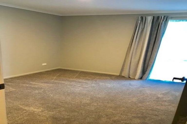 Photo of property in 63 Manuel Road, Silverdale, 0932