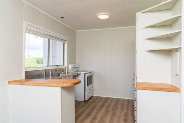 Photo of property in 12 Kyla Place, Hakaru, Kaiwaka, 0573