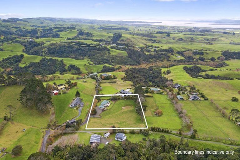 Photo of property in 36a Goudie Road, Helensville, 0875