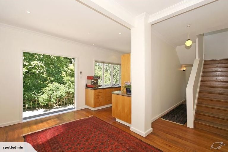 Photo of property in 12 Mahoe Street, Eastbourne, Lower Hutt, 5013