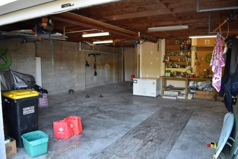 Photo of property in 8 Brenton Place, Whangamata, 3691