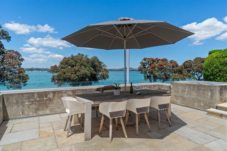 Photo of property in 11 King Edward Parade, Devonport, Auckland, 0624