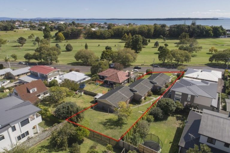 Photo of property in 64 Vale Street, Otumoetai, Tauranga, 3110