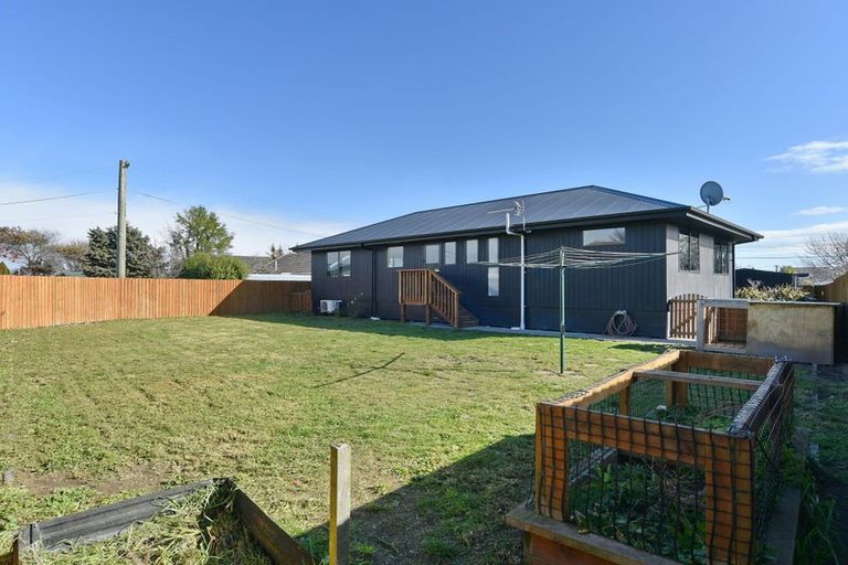 Photo of property in 16 Corhampton Street, Aranui, Christchurch, 8061