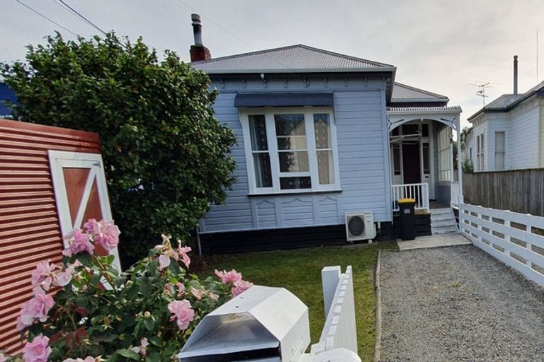 Photo of property in 21 Albert Street, Masterton, 5810