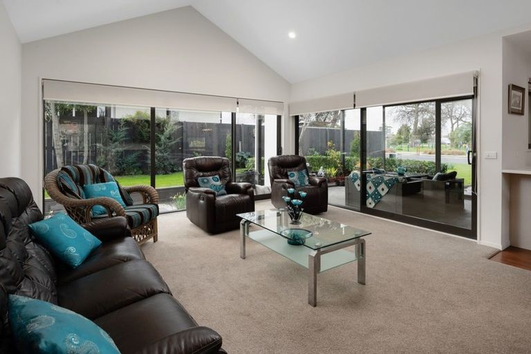 Photo of property in 2 Battys Road, Springlands, Blenheim, 7201