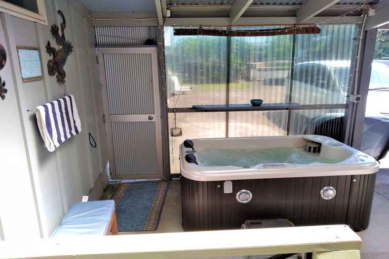 Photo of property in 25 South Highway East, Whitianga, 3510