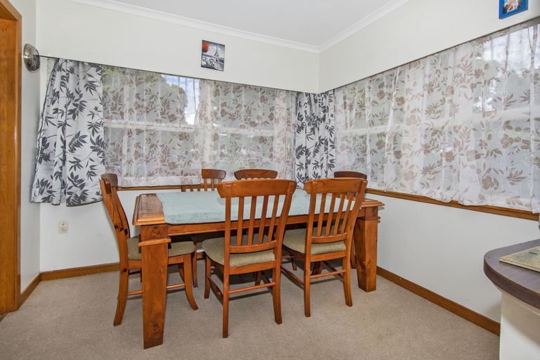 Photo of property in 92 Onerahi Road, Onerahi, Whangarei, 0110