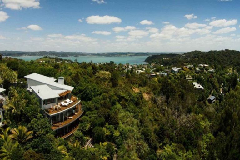 Photo of property in 37 Russell Heights, Russell, 0202