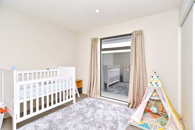 Photo of property in 15a Te Whenu Crescent, Marshland, Christchurch, 8083