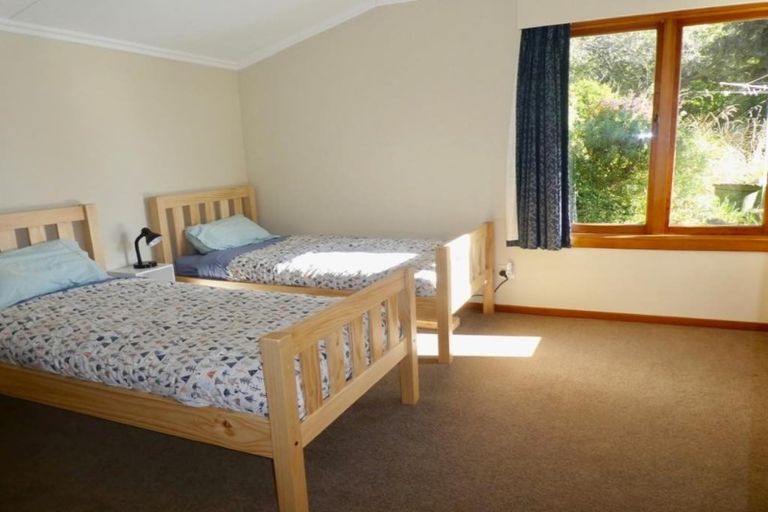 Photo of property in 6 Irvine Road, The Cove, Dunedin, 9077