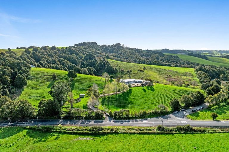 Photo of property in 269 Tomarata Valley Road, Wellsford, 0974