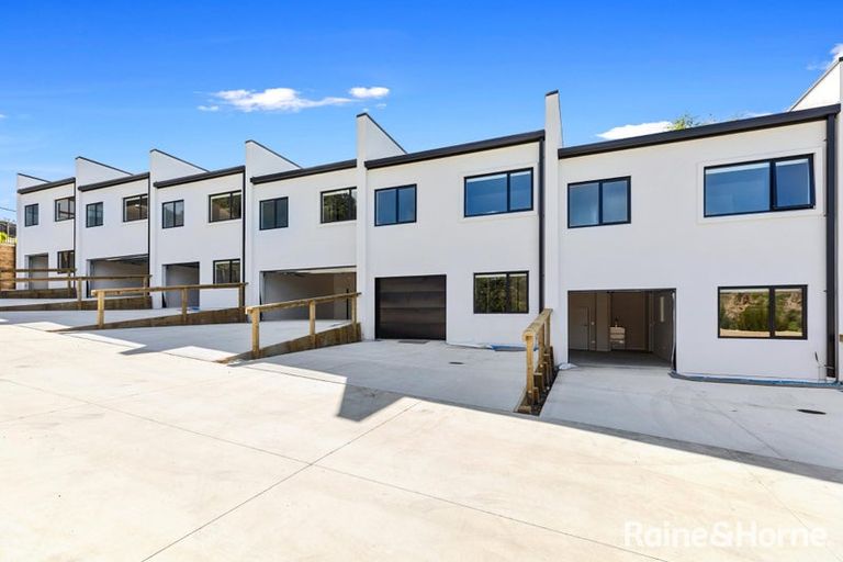 Photo of property in 21/12 Westmorland Rise, Bethlehem, Tauranga, 3110