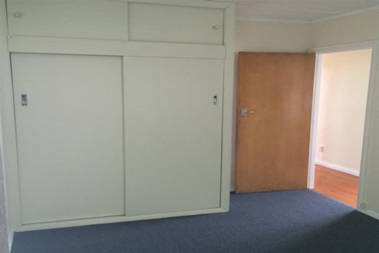 Photo of property in 75 Farnham Street, Mornington, Wellington, 6021