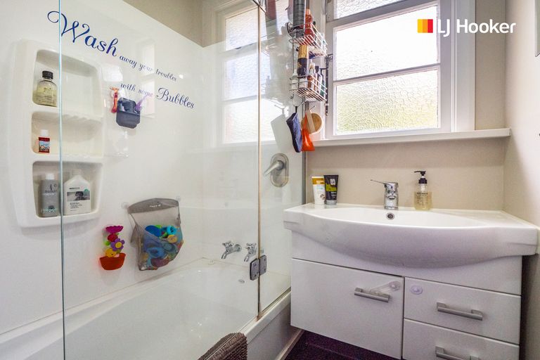 Photo of property in 26 Frasers Road, Glenross, Dunedin, 9011