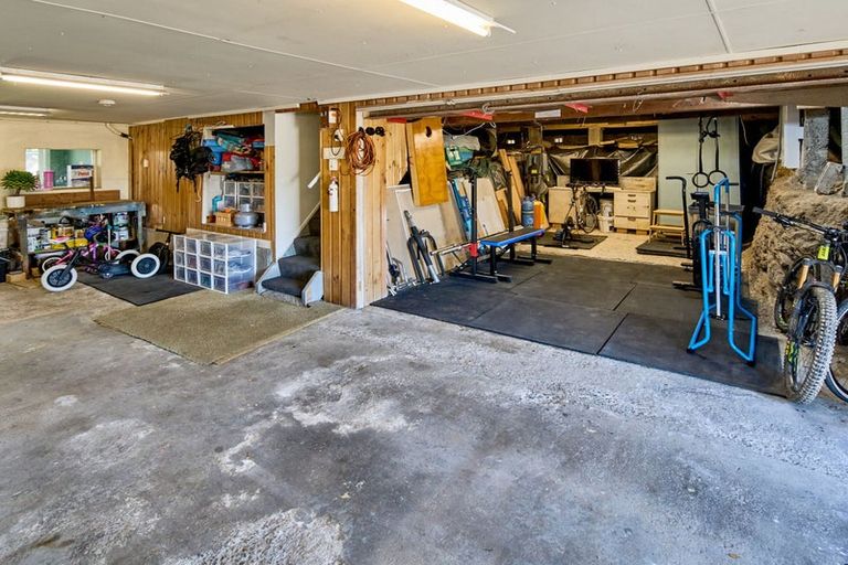 Photo of property in 7 Manitoba Place, Kingston, Wellington, 6021