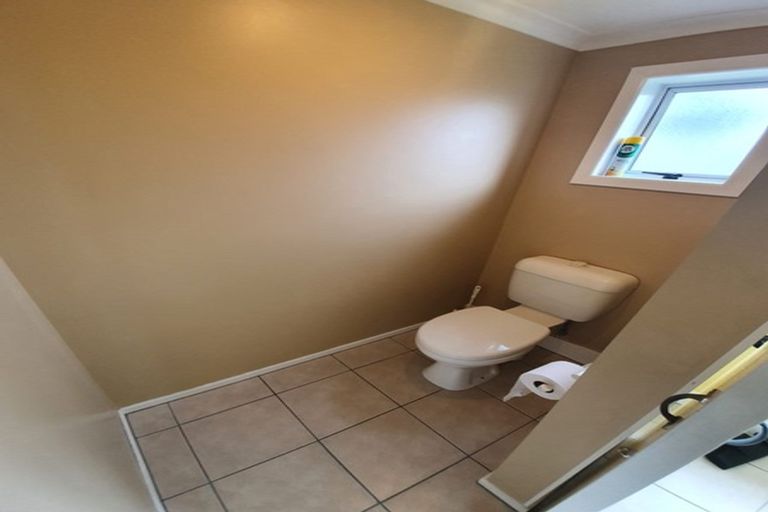 Photo of property in 32 Birmingham Street, Takaro, Palmerston North, 4412