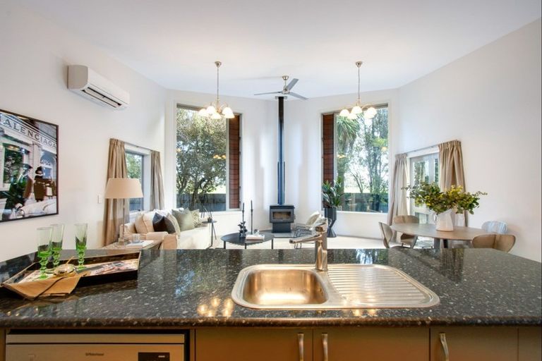 Photo of property in 415a Townshend Street, Saint Leonards, Hastings, 4120