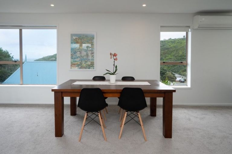 Photo of property in 1 Twomey Grove, Houghton Bay, Wellington, 6023