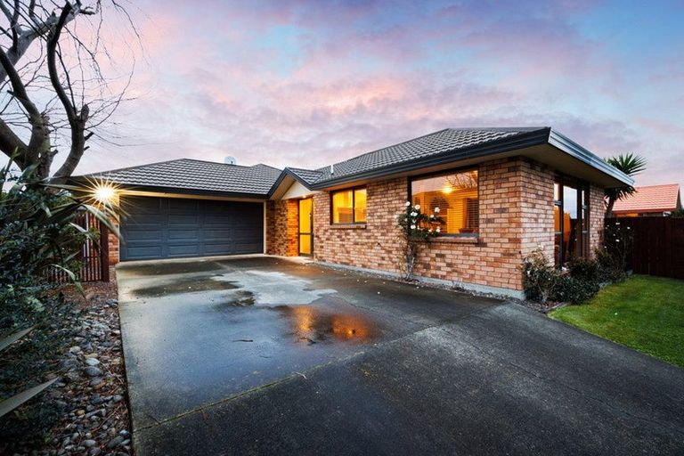 Photo of property in 55 Meridian Grove, Kelvin Grove, Palmerston North, 4414