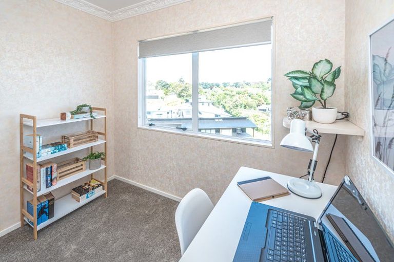 Photo of property in 14 Rawhiti Place, Saint Johns Hill, Whanganui, 4501