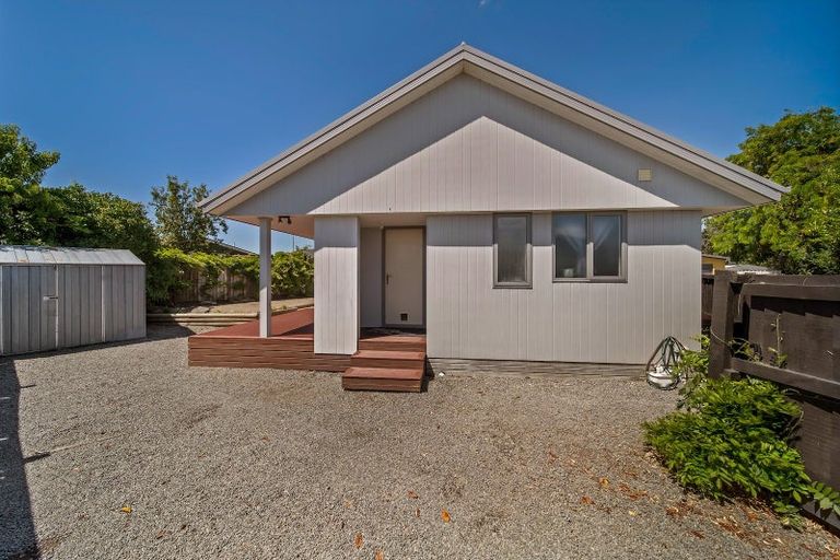 Photo of property in 2/65 Kuaka Crescent, Bromley, Christchurch, 8062