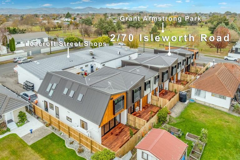 Photo of property in 2/70 Isleworth Road, Bishopdale, Christchurch, 8053