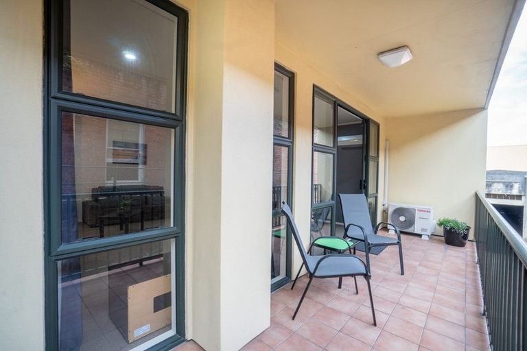 Photo of property in Maddison Apartments, 1/6f Queen Street, Palmerston North, 4410